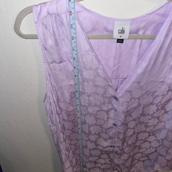 CAbi Lavender Lilac Rose Brocade Sleeveless Blouse with Enamel style buttons - Picture 8 of 14